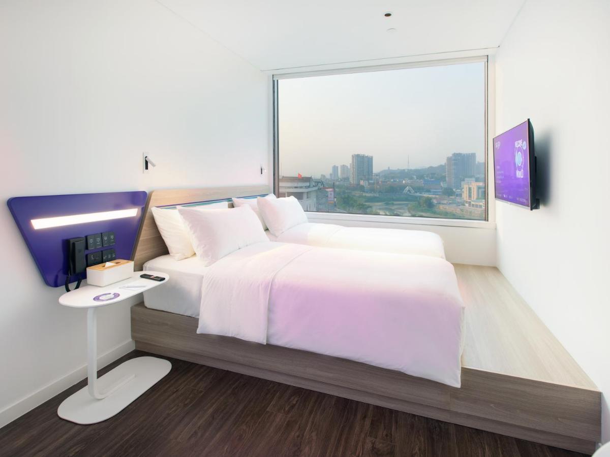 Sojo Hotel Lao Cai Exteriör bild