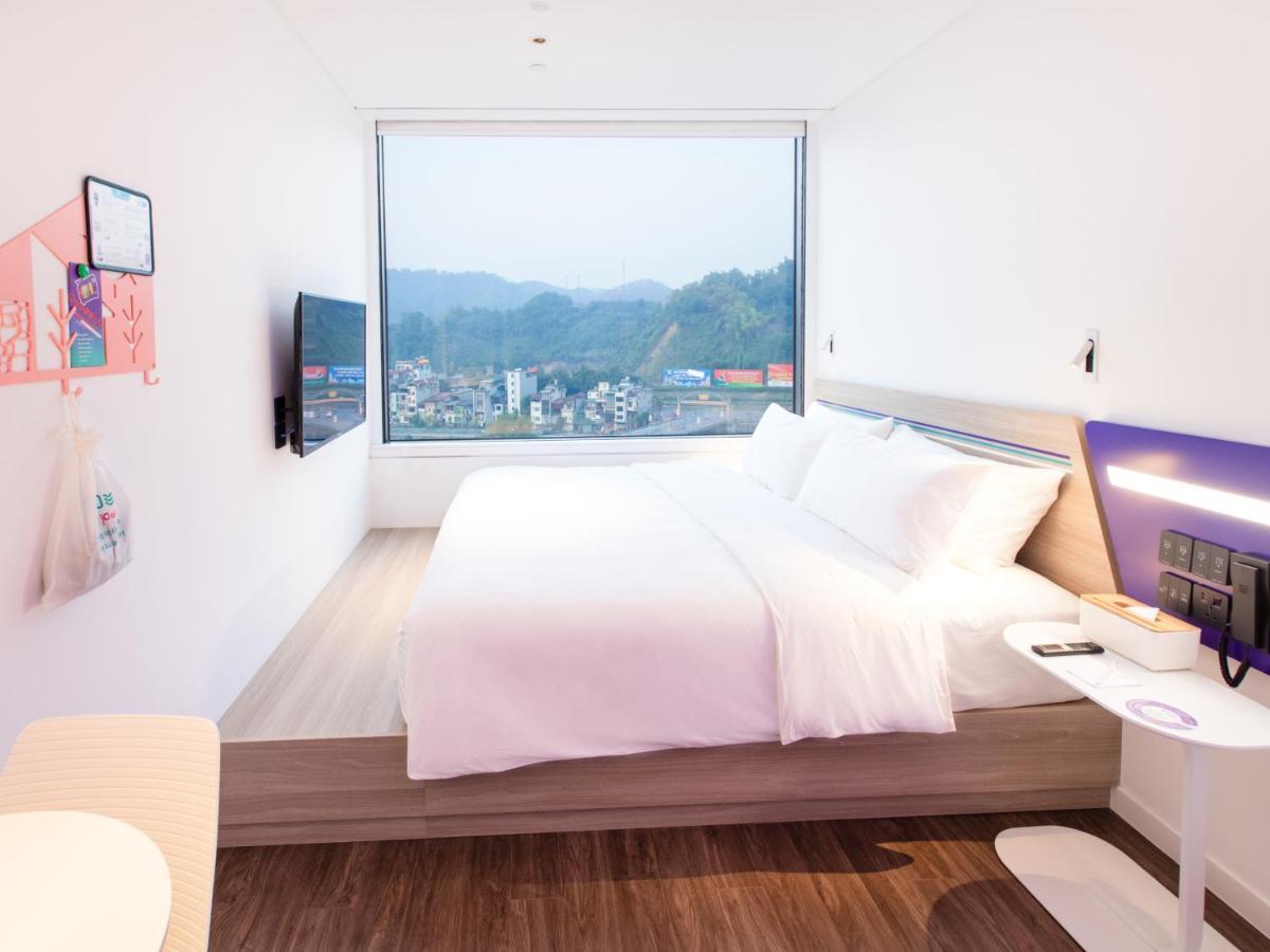Sojo Hotel Lao Cai Exteriör bild