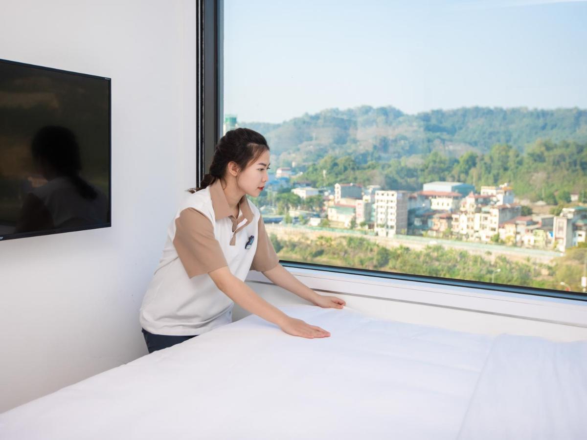 Sojo Hotel Lao Cai Exteriör bild